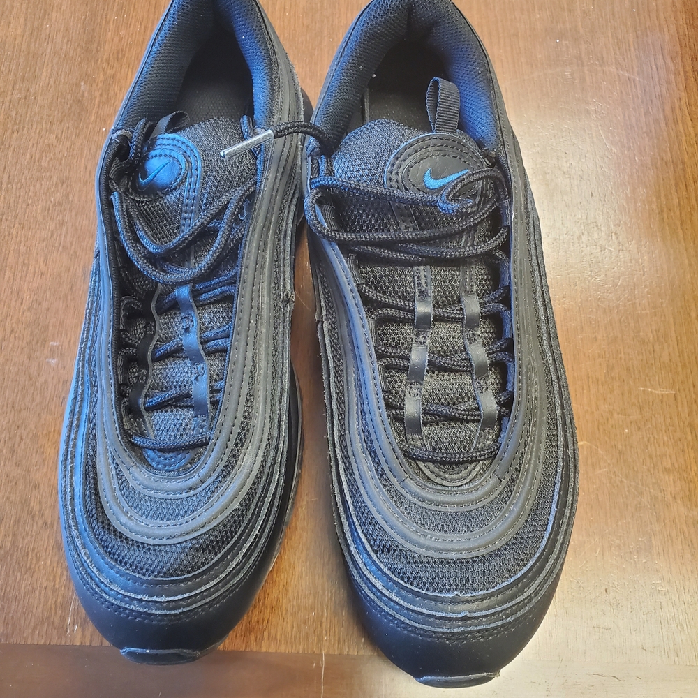 Nike Men's Black Athletic Shoes